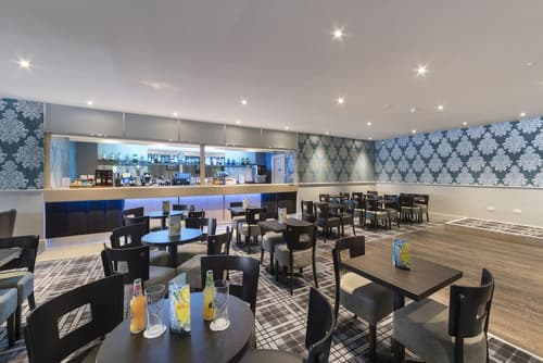 The Caledonian Hotel, Bar (on property)