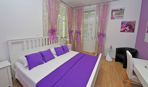 Nirvana Luxury Rooms, Room