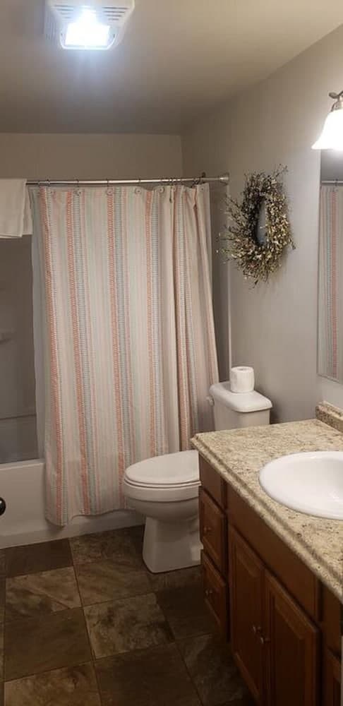 Bryce Valley Lodging, Bathroom