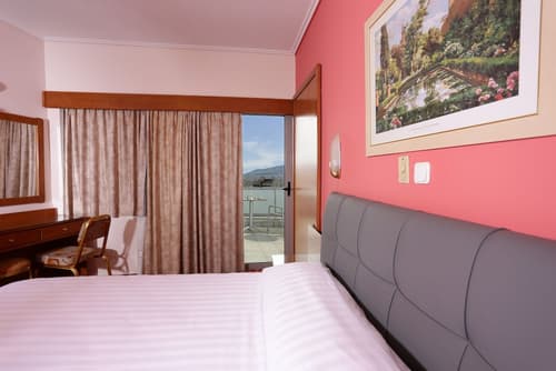 Xenophon Hotel, Room