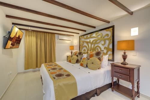Hotel Dorado Plaza Calle del Arsenal, 