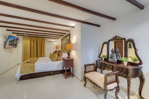 Hotel Dorado Plaza Boutique Calle del Arsenal, Room