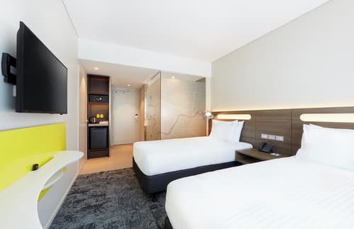 Holiday Inn Express Brisbane Central by IHG, Room