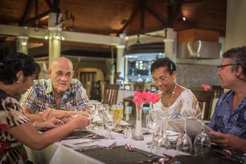 Oasis Hotel Restaurant & Spa, Restaurant