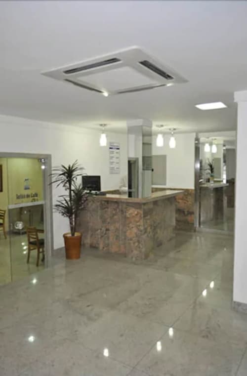 Hotel Diplomata, Reception