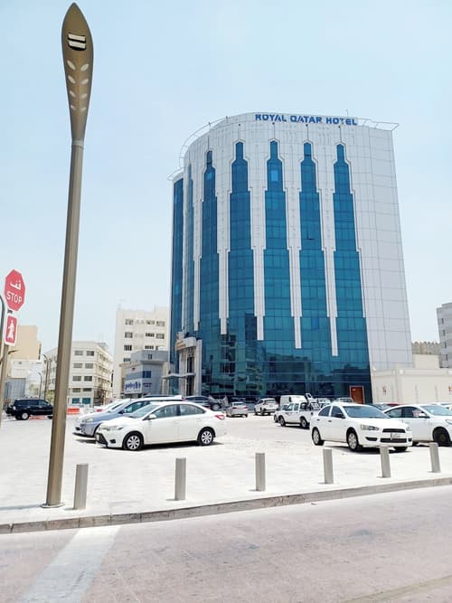Royal Qatar Hotel, Primary image