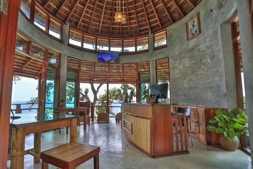 Sai Daeng Resort, Reception