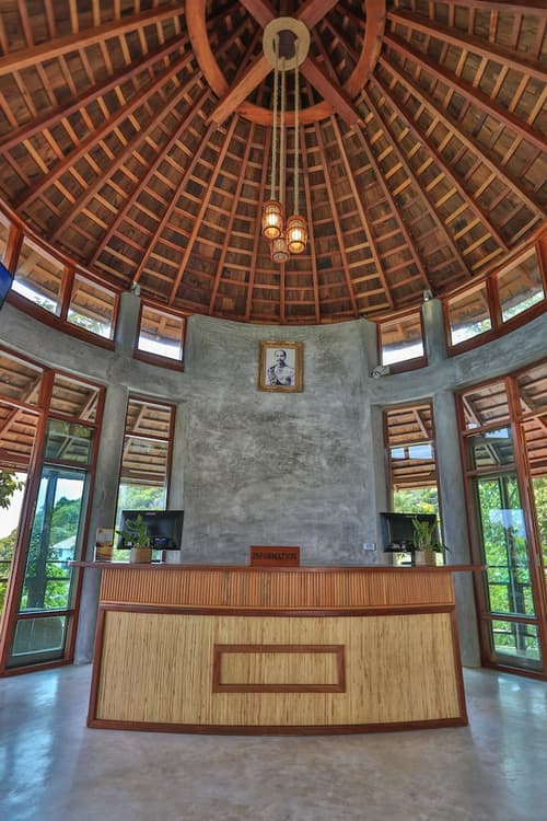 Sai Daeng Resort, Reception