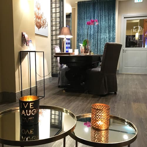 Giuturna Boutique Hotel, Interior entrance