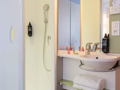 ibis budget Paris La Villette 19eme, Room