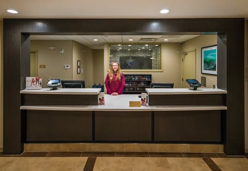 Candlewood Suites Fairbanks by IHG, Lobby