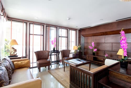 The Lai Thai Luxury Condominiums, Reception