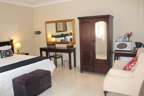 Chartwell Guest House, Room