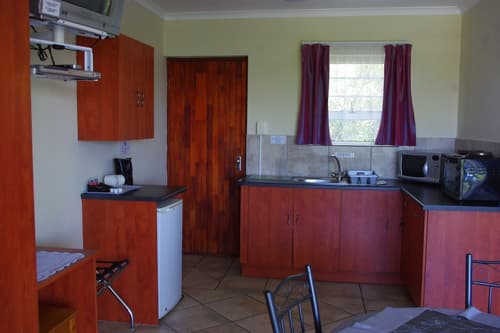 Aqua Marine Guest House, Private kitchen
