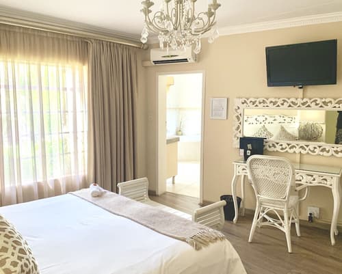 La Baruné Guest House, Room