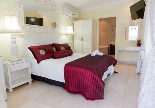 La Baruné Guest House, Room