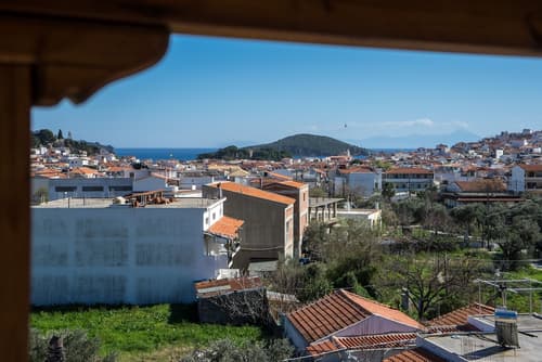 Act Art Skiathos, Property entrance