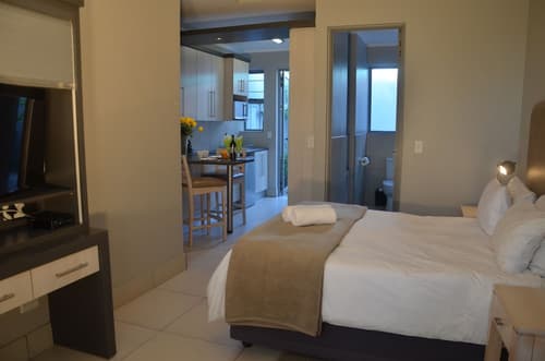 Be Still Accommodation, Room