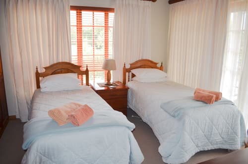 Aan De Bergen Guesthouse South Africa, Room