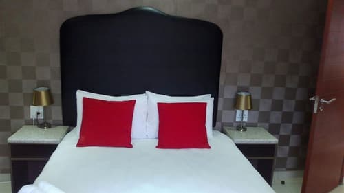 Big Five Guest House, Room