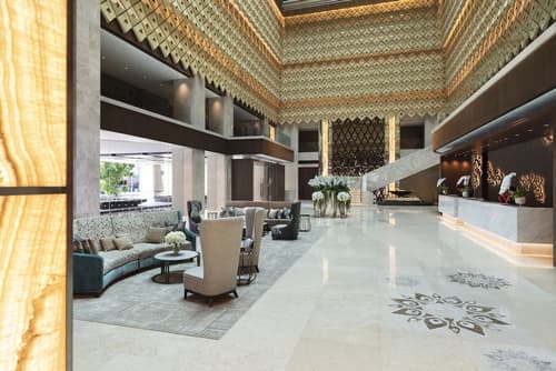 Lancaster Bangkok, Lobby