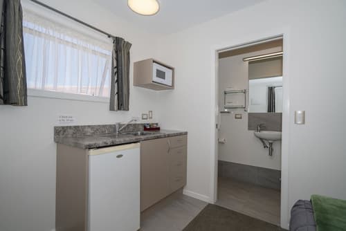 The Olive Motel, Room