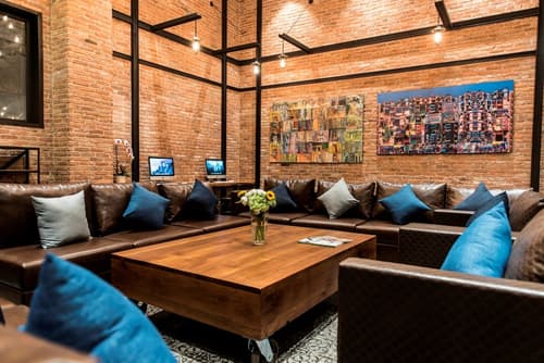 Aquarius Hotel & Urban Resort Phnom Penh, Lobby