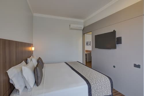 SLAVIERO Blumenau, Room