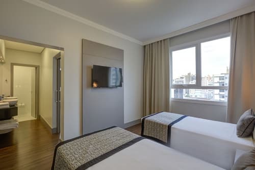 SLAVIERO Blumenau, Room