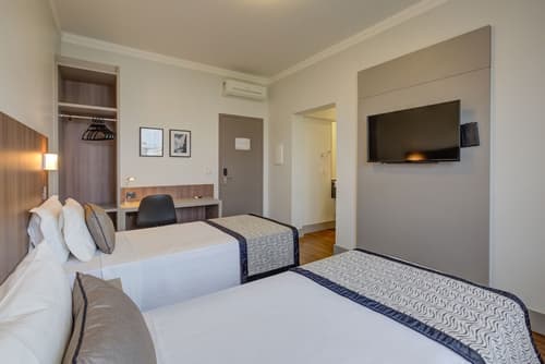 SLAVIERO Blumenau, Room