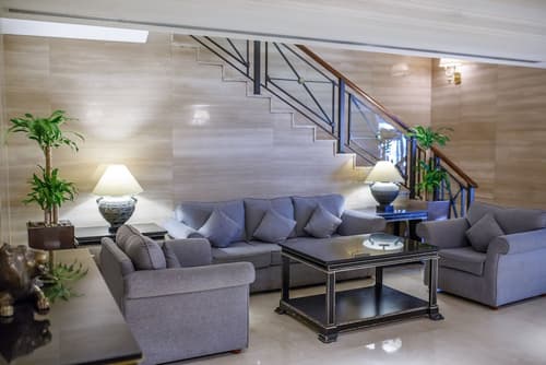 Grand Excelsior Hotel Deira, Lobby sitting area