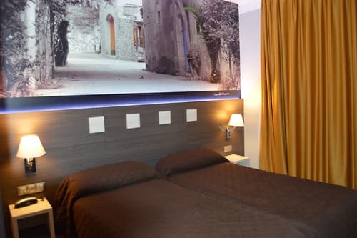 Hotel Ciutadella, Room