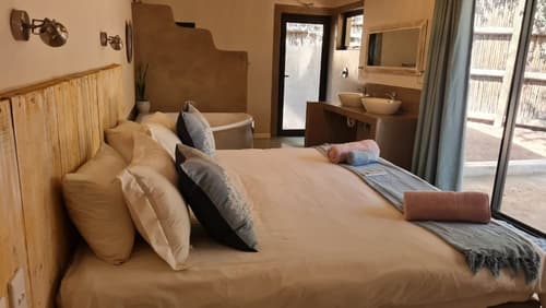 Thornhill Safari Lodge, Room