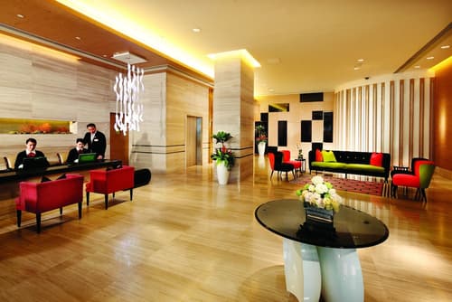 The T Hotel, Lobby