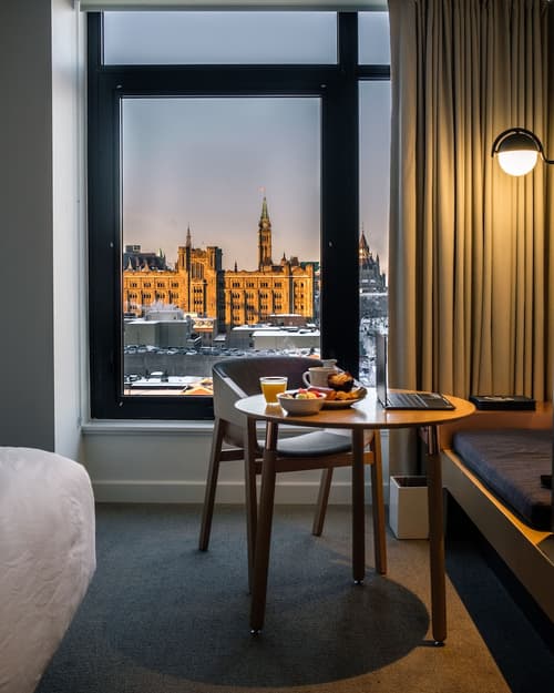 Andaz Ottawa Byward Market, By Hyatt, Room