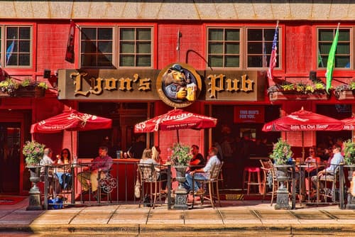 Embassy Suites by Hilton Minneapolis Downtown, Bar (on property)