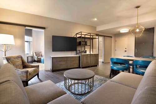 Embassy Suites by Hilton Minneapolis Downtown, Primary image