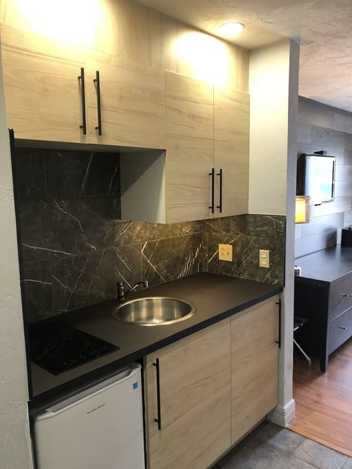 Auberge Shores Inn & Hotel, Room