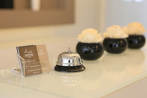 Hotel Leone, Reception