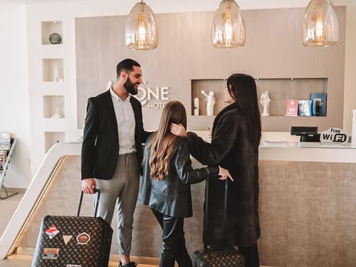 Hotel Leone, Reception