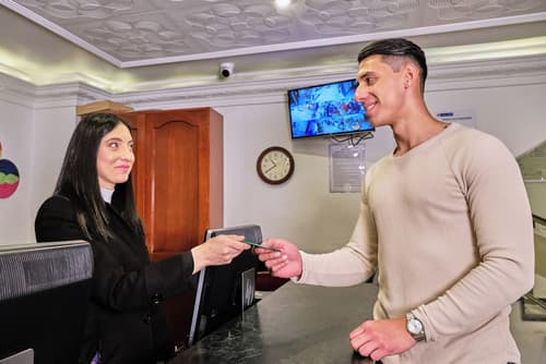 Hotel Virrey Central, Reception