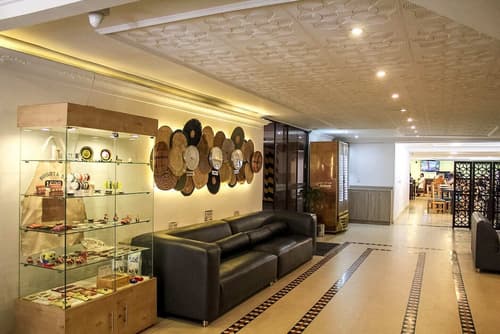 Hotel Virrey Central, Reception