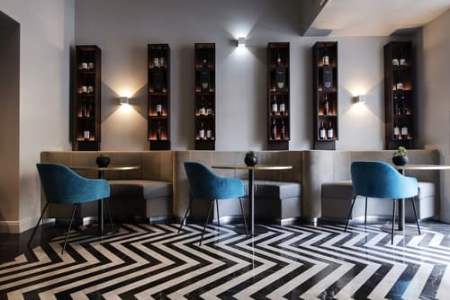 Hotel 87 Eighty seven, Lobby