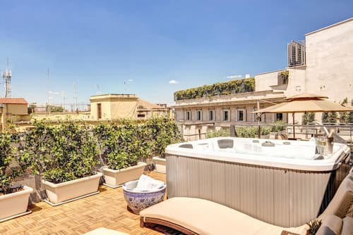 Hotel 87 Eighty seven, Pool