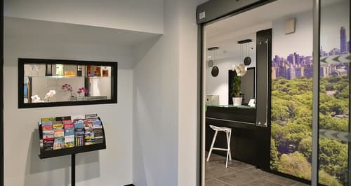 Best Western Plus Central Park Hotel & Spa, Interior entrance