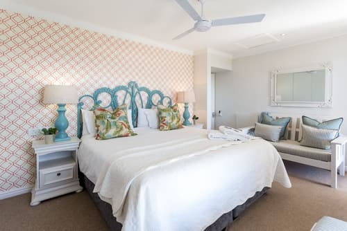 Ocean Watch Guest House, Room