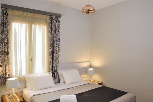 Elia Dorotheou, Room