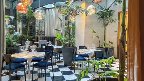 Hotel Magnolia, Restaurant