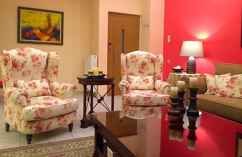 Pan Hotel, Lobby sitting area