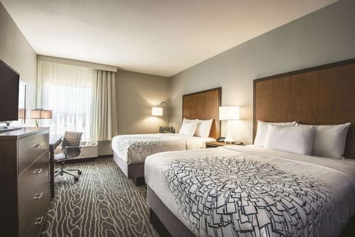 La Quinta Inn & Suites by Wyndham Kingman, Room